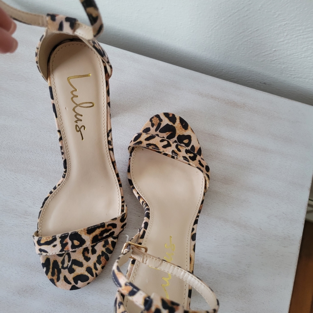 Lulas Leopard Ankle Strap Open-Toed Heeled Sandals Size 7. - Picture 5 of 6